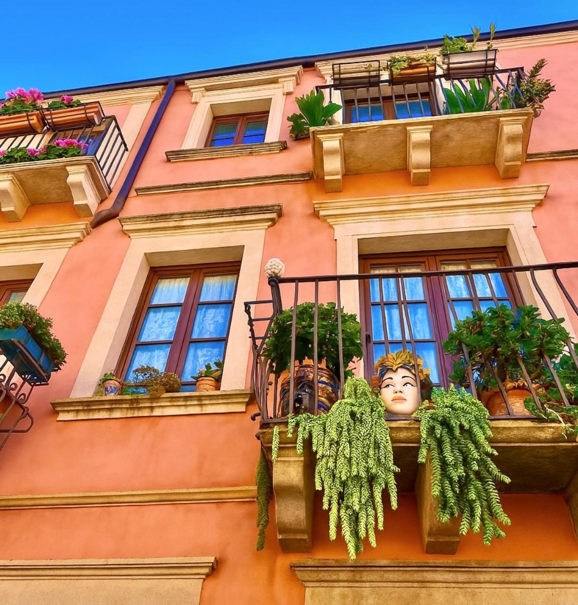 Caterina'S Charme Apartment Taormina Ngoại thất bức ảnh